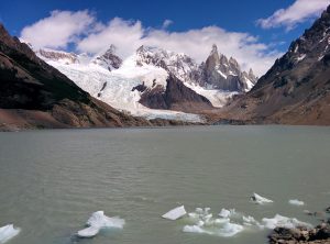 The Laguna Torre with ice in it and the mountains in the background