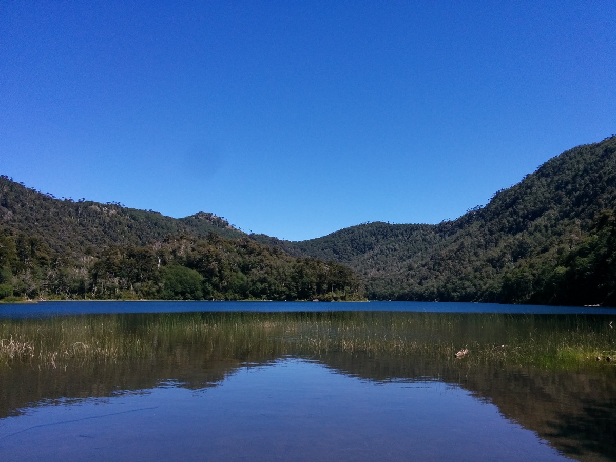 A lake with mountains