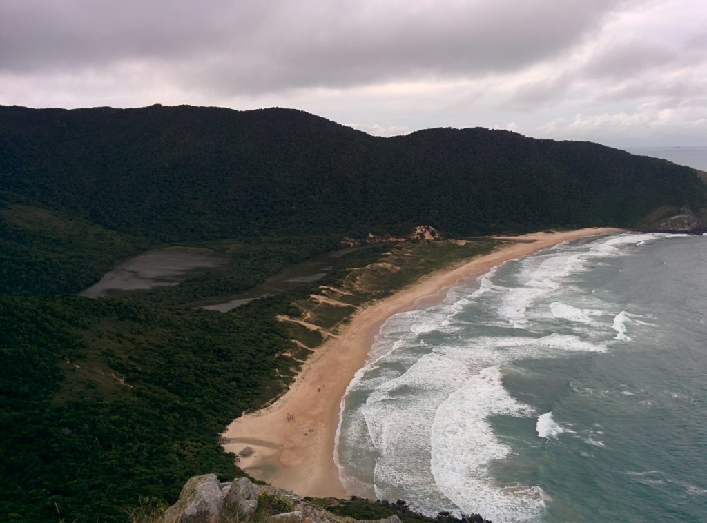 The hidden beach called Praia do Este